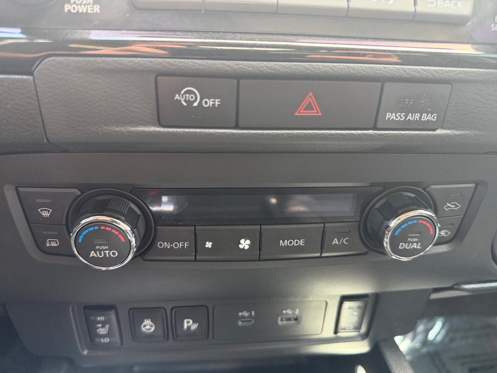 Used 2023 Glacier White Nissan SV image 22