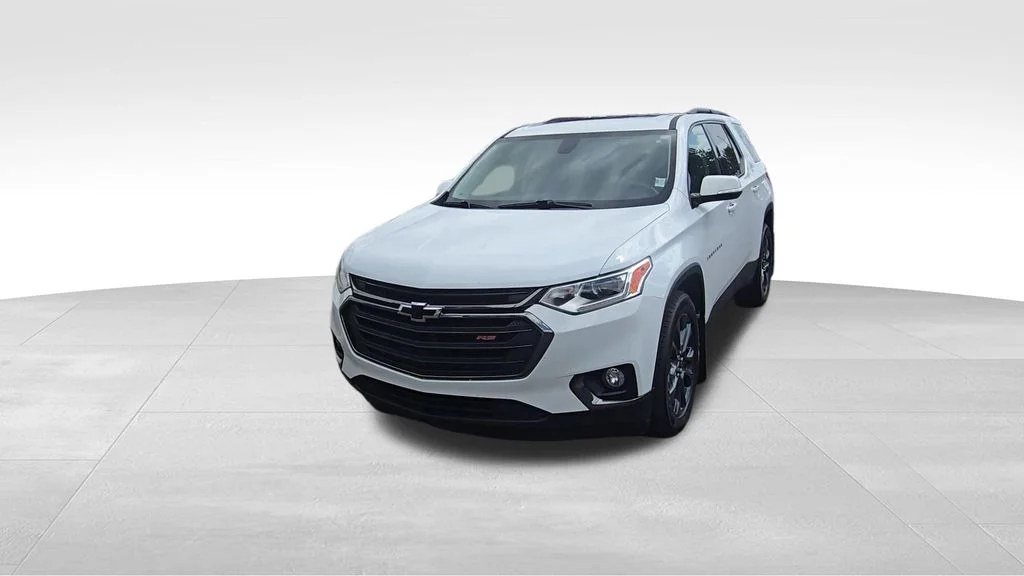 Used 2019 White Chevrolet RS image 3