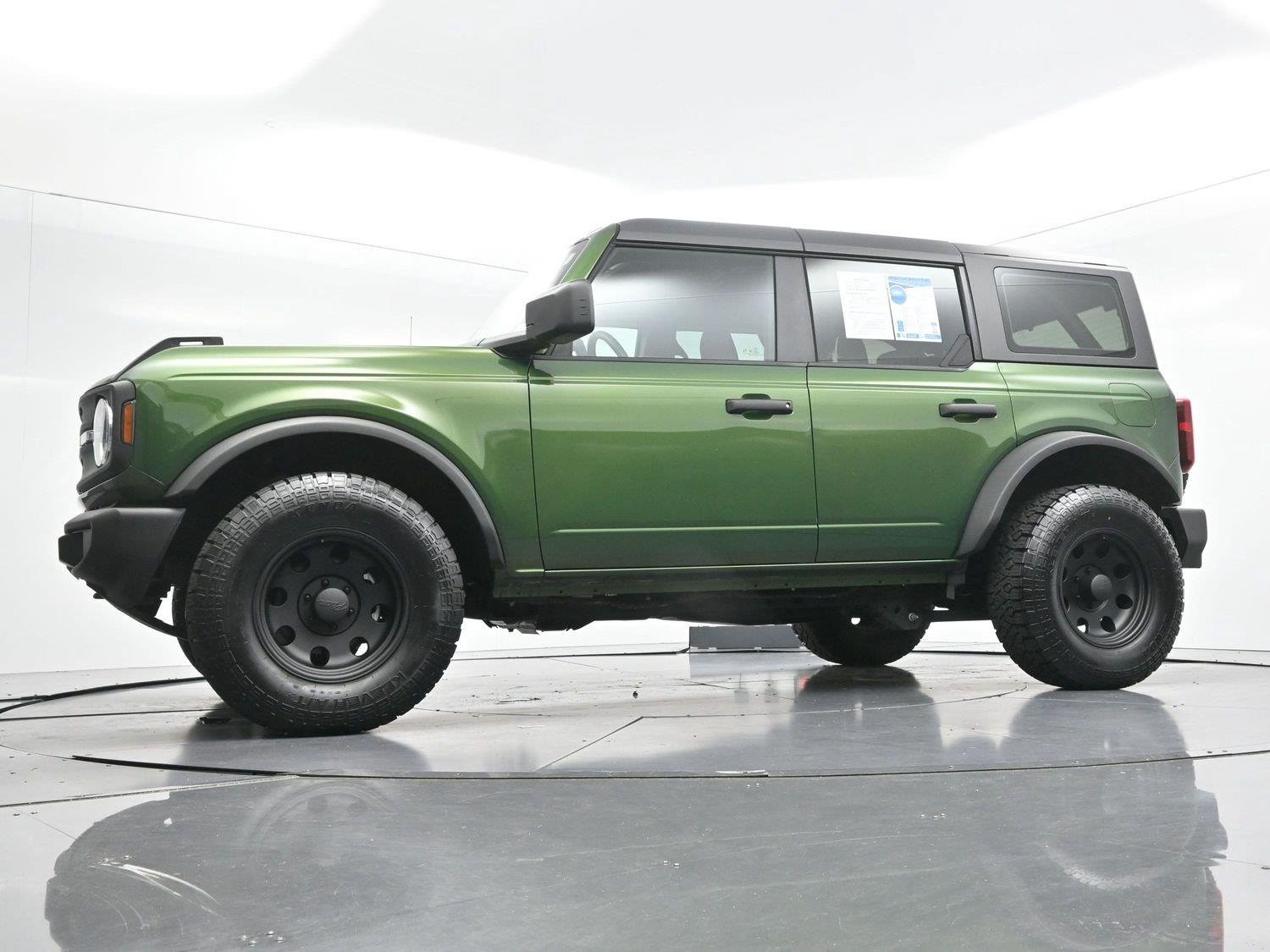 Used 2025 Green Ford Base image 50