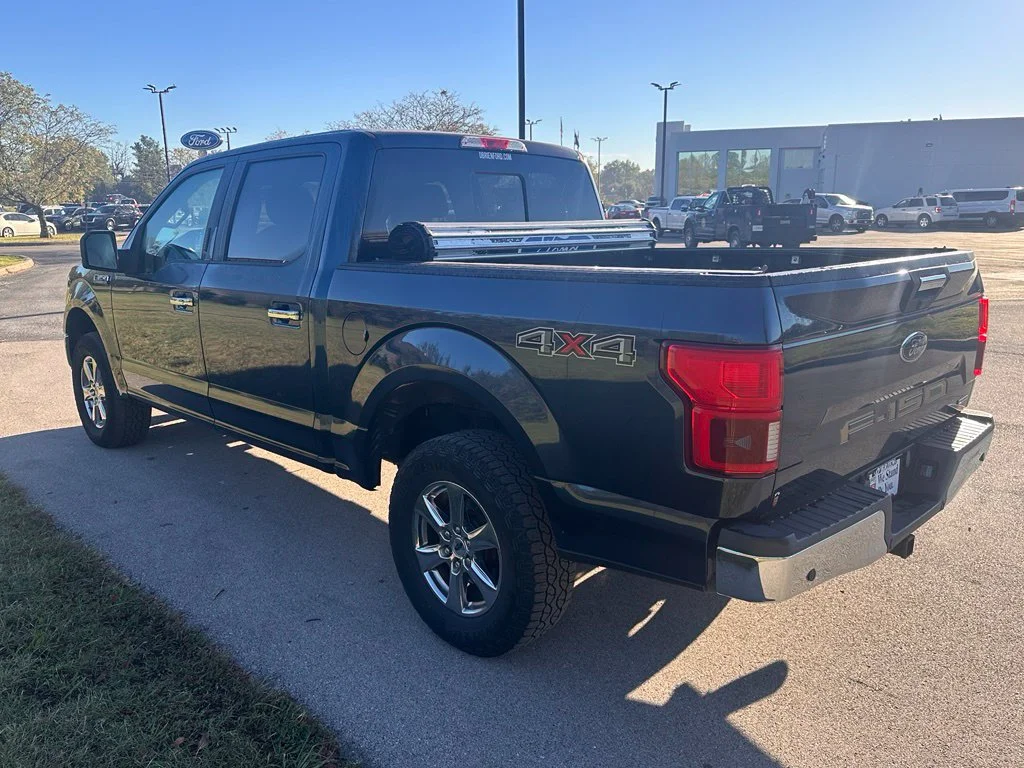 Used 2018 Blue Ford XLT image 15
