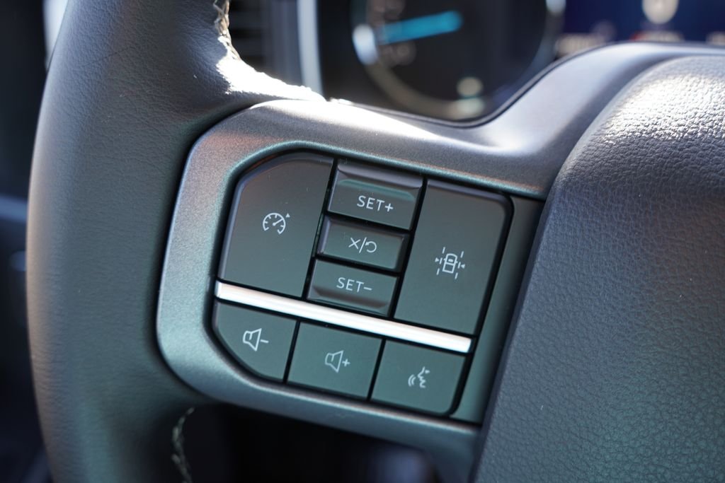 Used 2023 Gray Ford XLT image 35