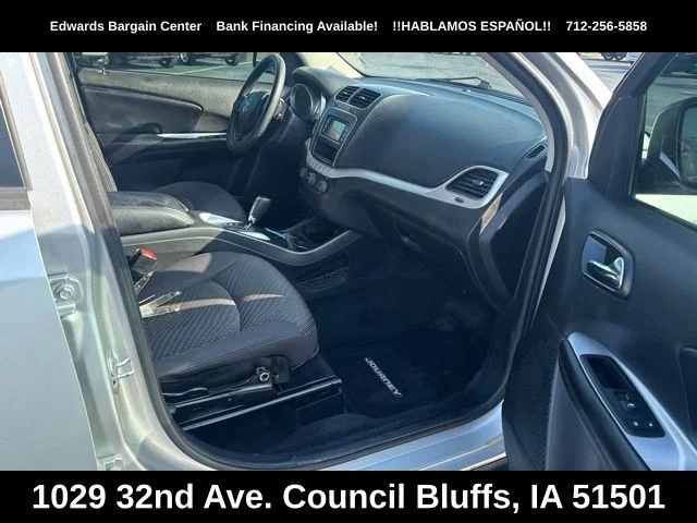 Used 2013 Silver Dodge SXT image 10