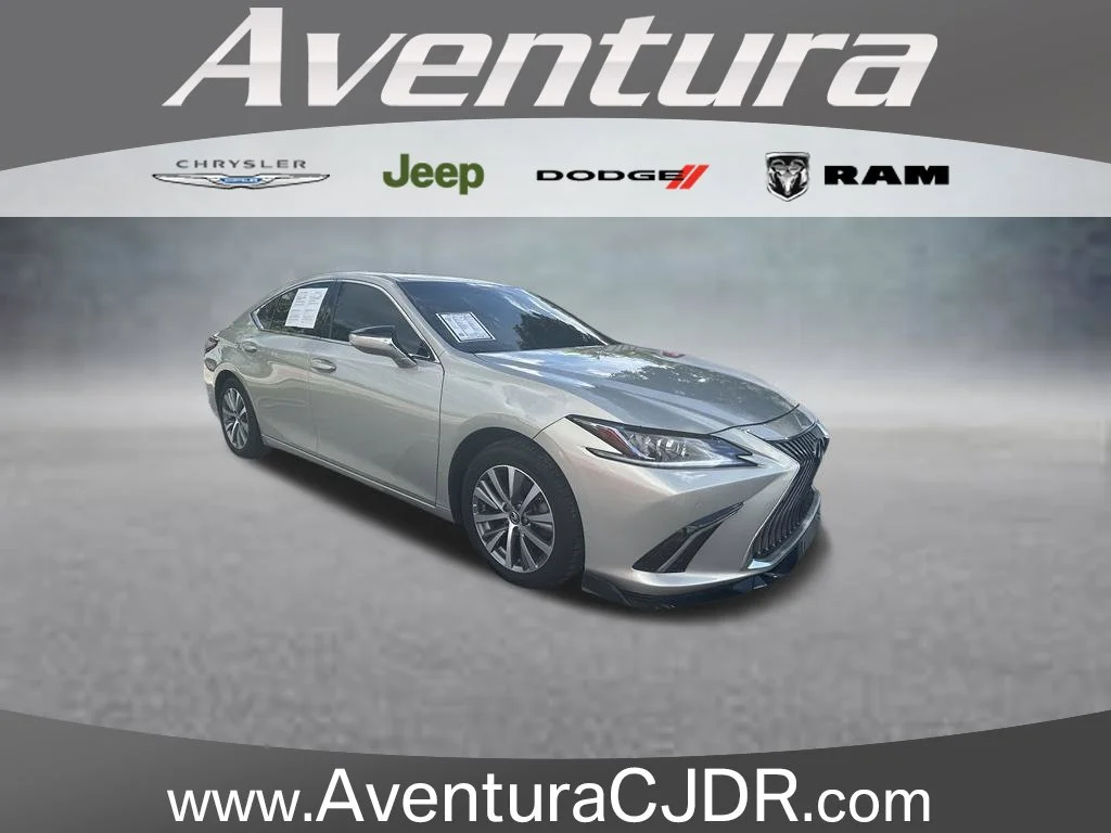 2020 Lexus ES
