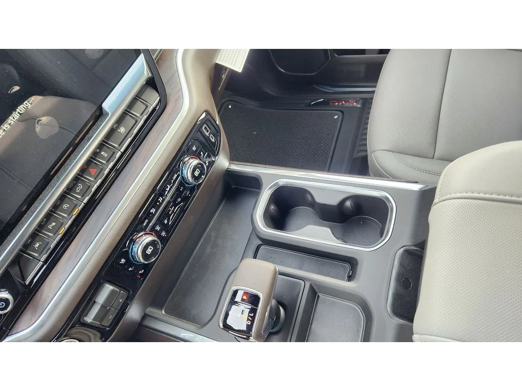 2026 GMC Sierra 1500 SLT - Photo 23