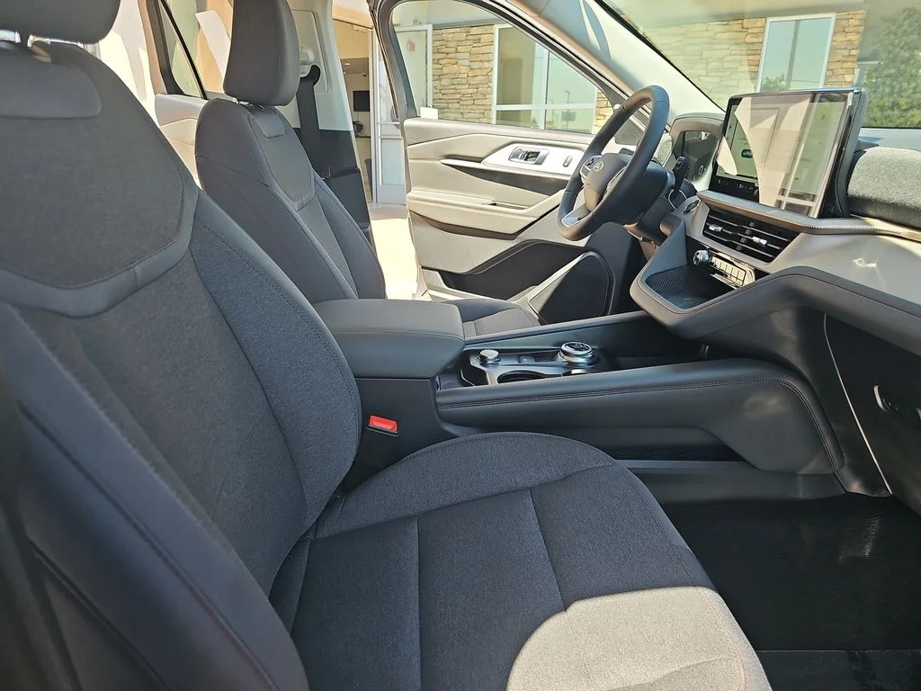 New 2026 Carbonized Gray Metallic Ford Active image 10