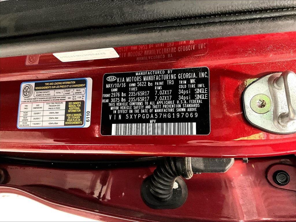Used 2017 Red Kia LX image 9