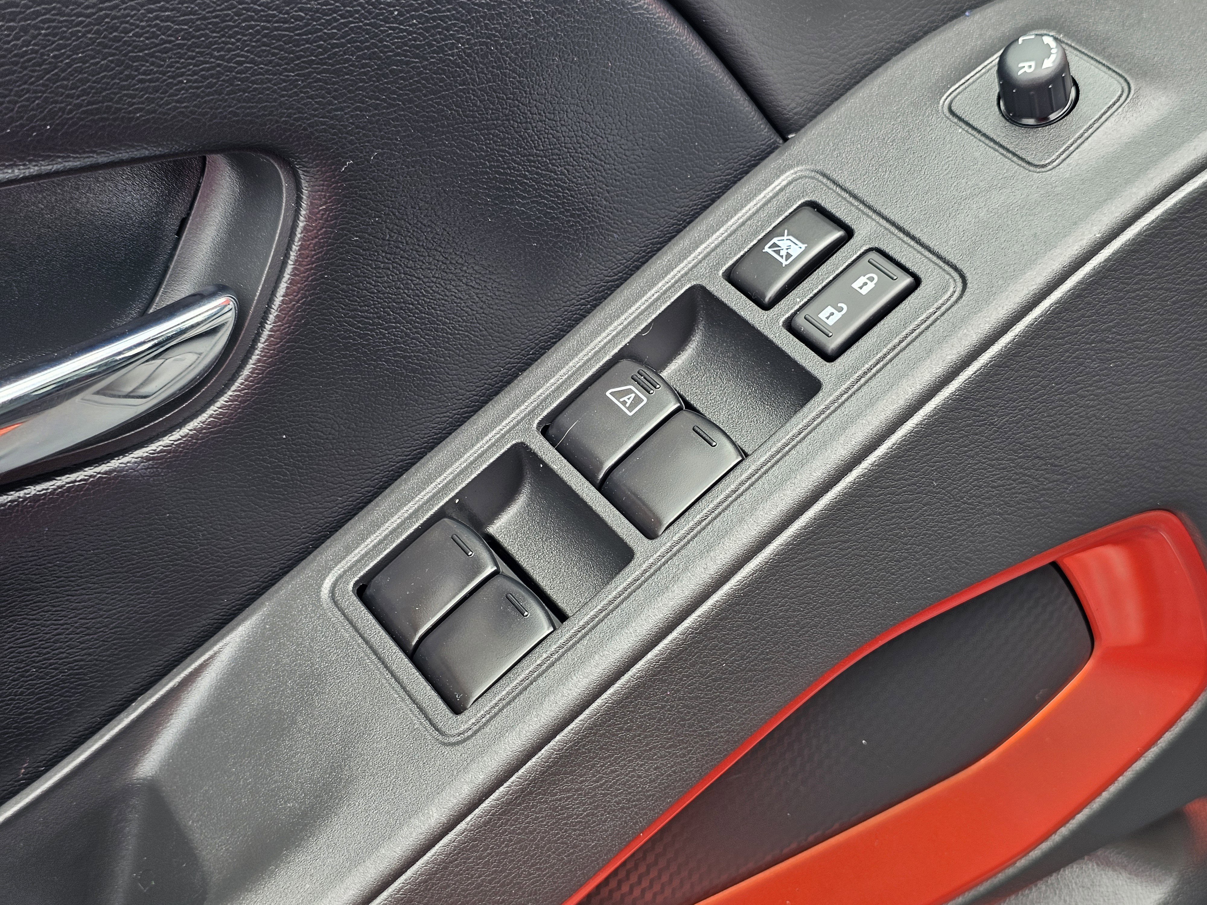 Used 2025 Afterburn Orange Nissan PRO-X image 16