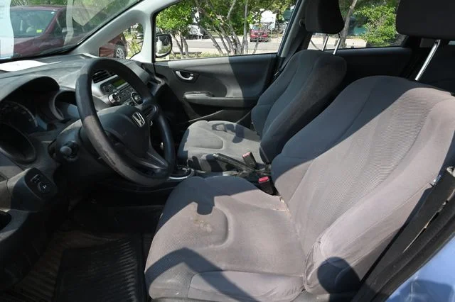 Used 2009 Blue Honda Base image 8