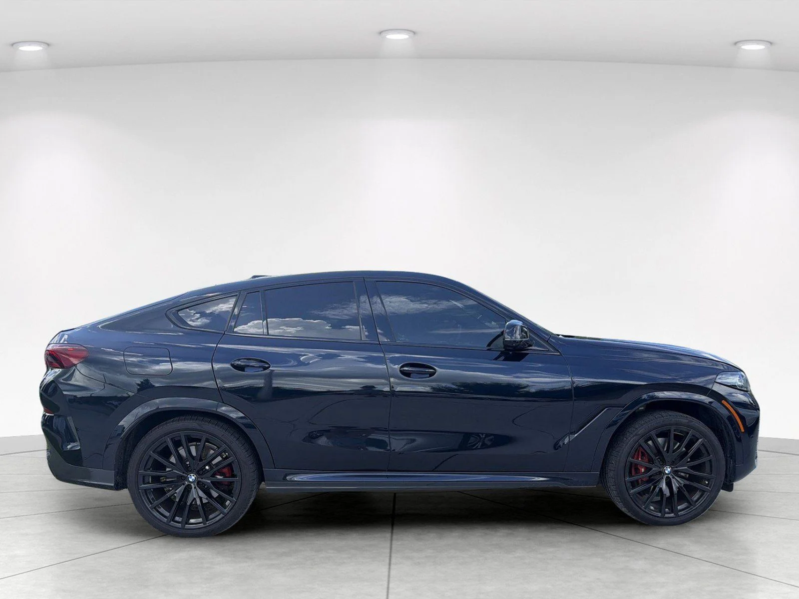Certified Used 2025 Carbon Black Metallic BMW M60i image 3