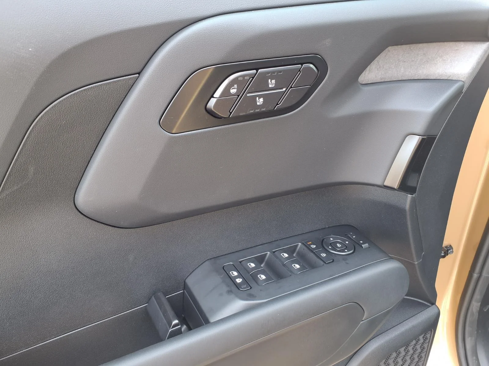 New 2027 Terrain Brown Kia X-Line EX image 11