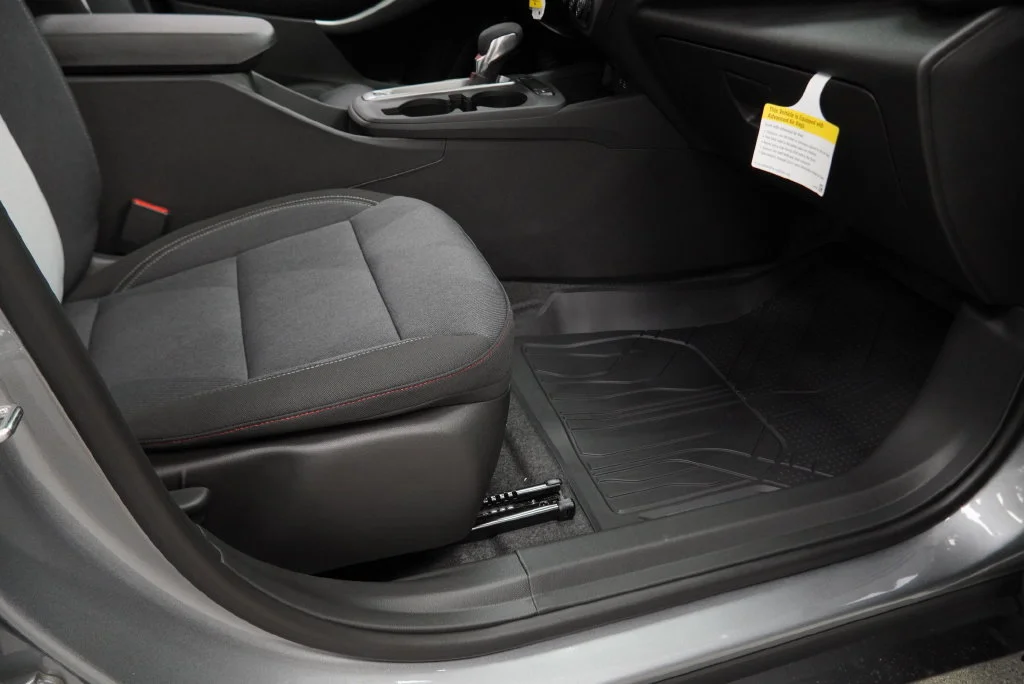 New 2026 Sterling Gray Metallic Chevrolet 1RS image 39