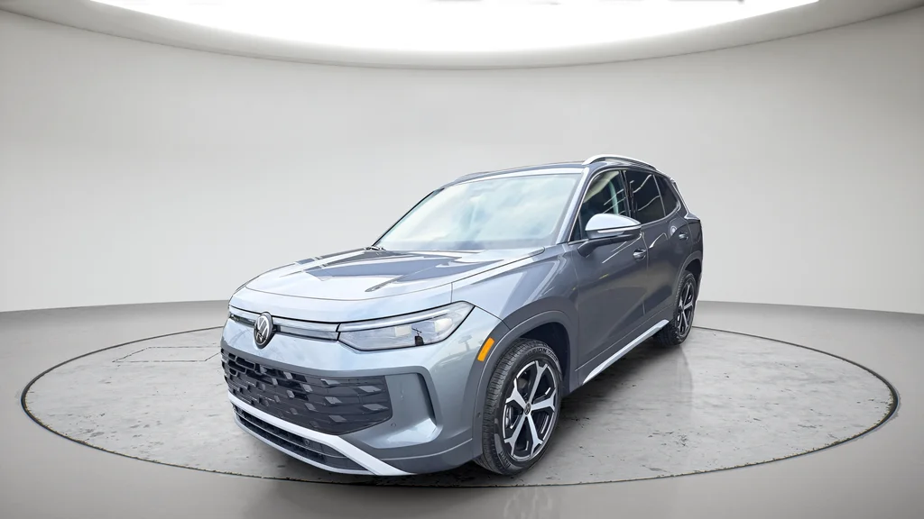 2025 Volkswagen Tiguan SE - Photo 6