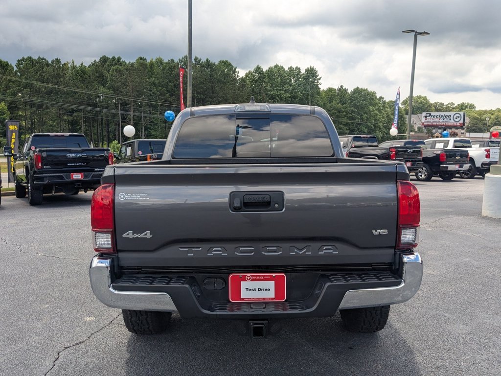 Used 2022  Toyota SR image 6