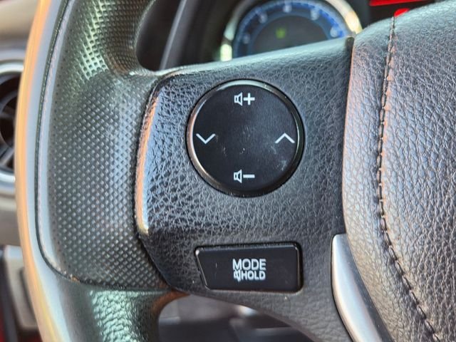 Used 2018 Red Toyota LE image 14