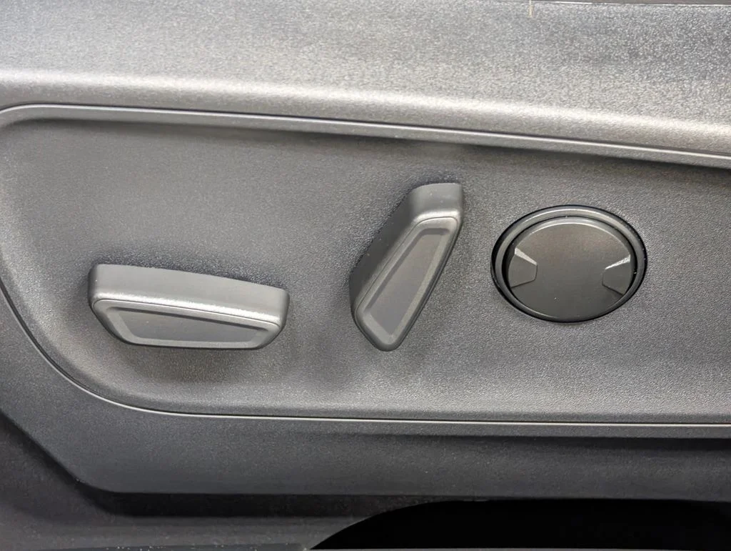 New 2026 Oxford White Ford Badlands® image 12