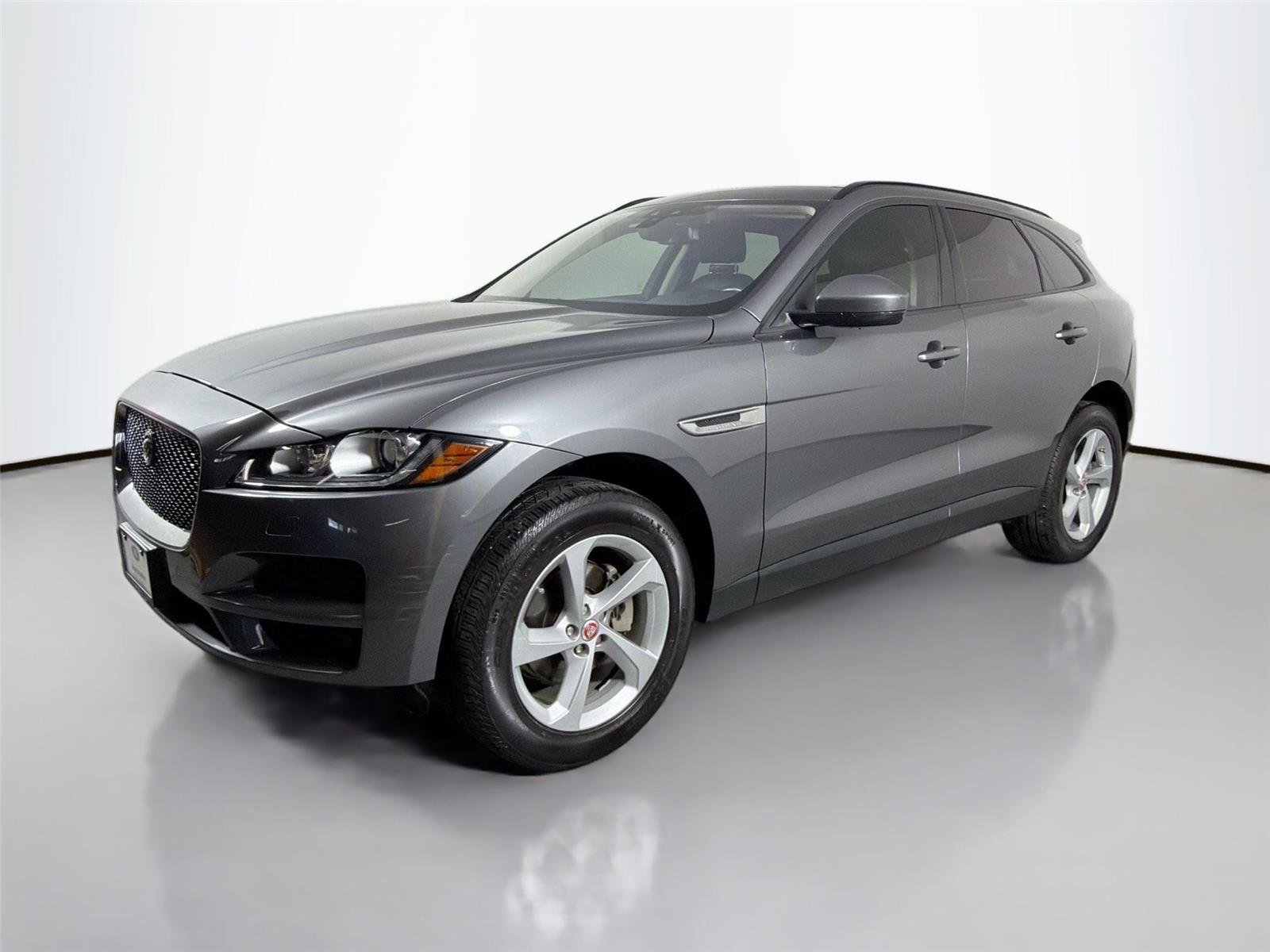 2018 Jaguar F-PACE Premium