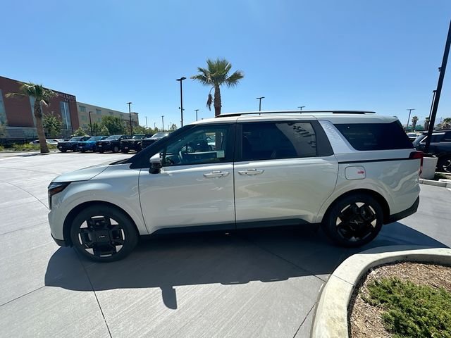 New 2026 Ivory Silver Kia EX image 4
