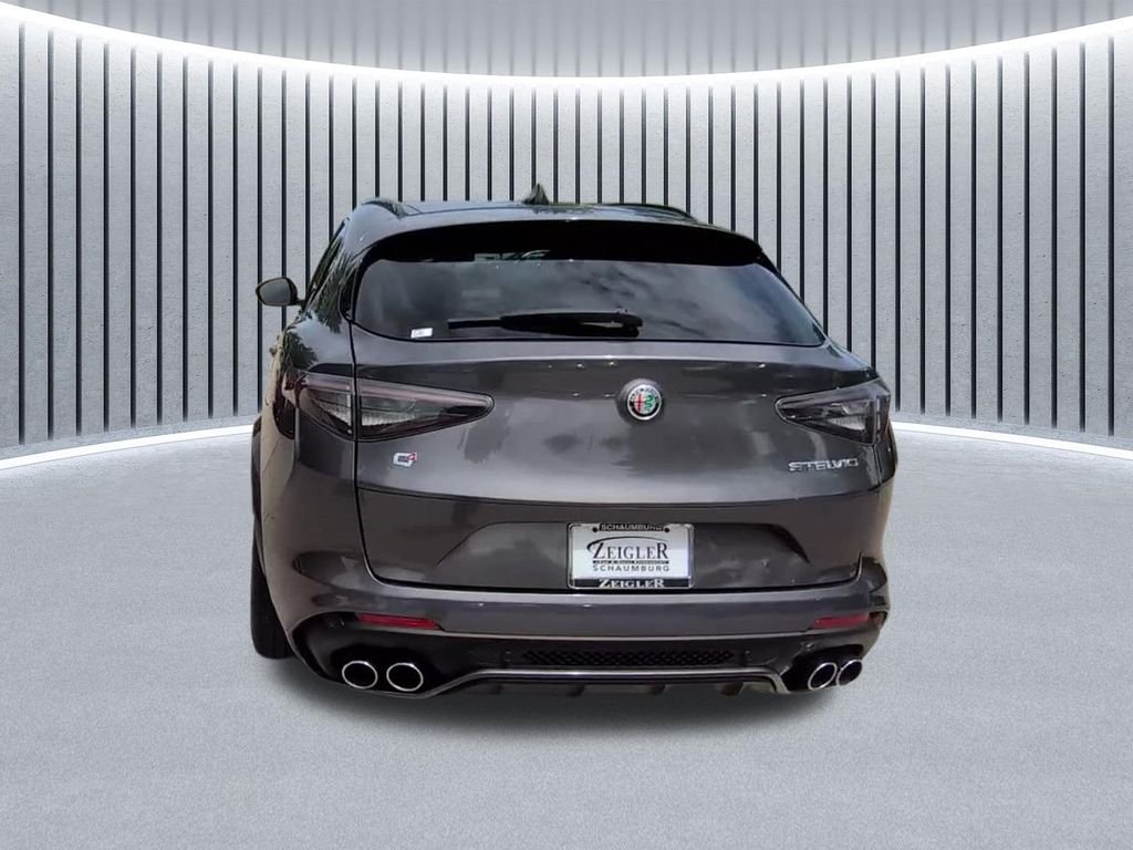 Used 2024 Gray Alfa Romeo Quadrifoglio image 10