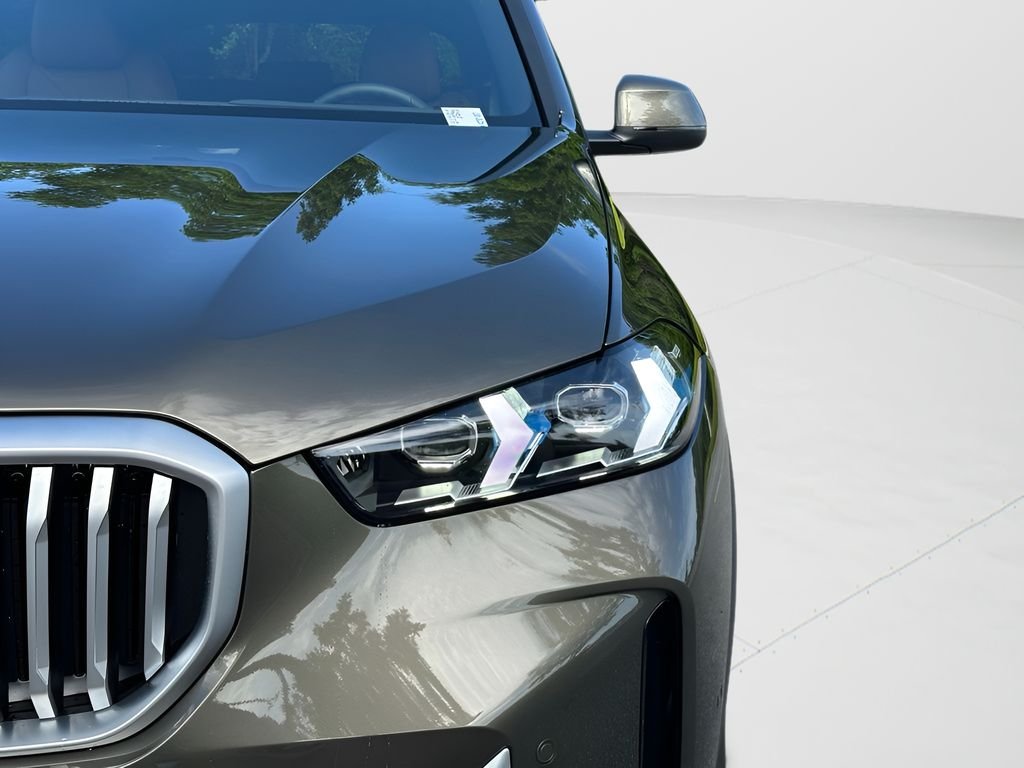 Certified Used 2026 Manhattan Green Metallic BMW xDrive40i image 25