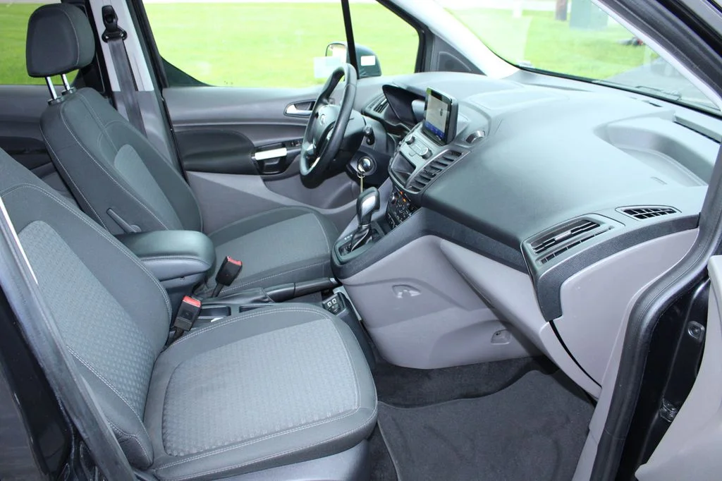 Used 2022 Black Metallic Ford XLT image 25