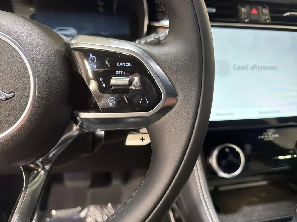 2026 Jaguar F-Pace R-Dynamic S - Photo 13