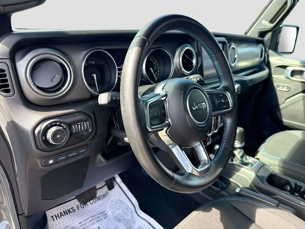 Used 2022 Gray Jeep Unlimited Rubicon 4xe image 10
