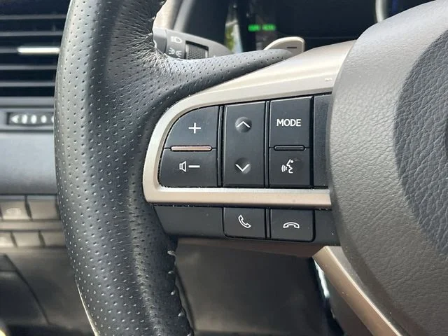Used 2019 Silver Lexus 450h F Sport image 28