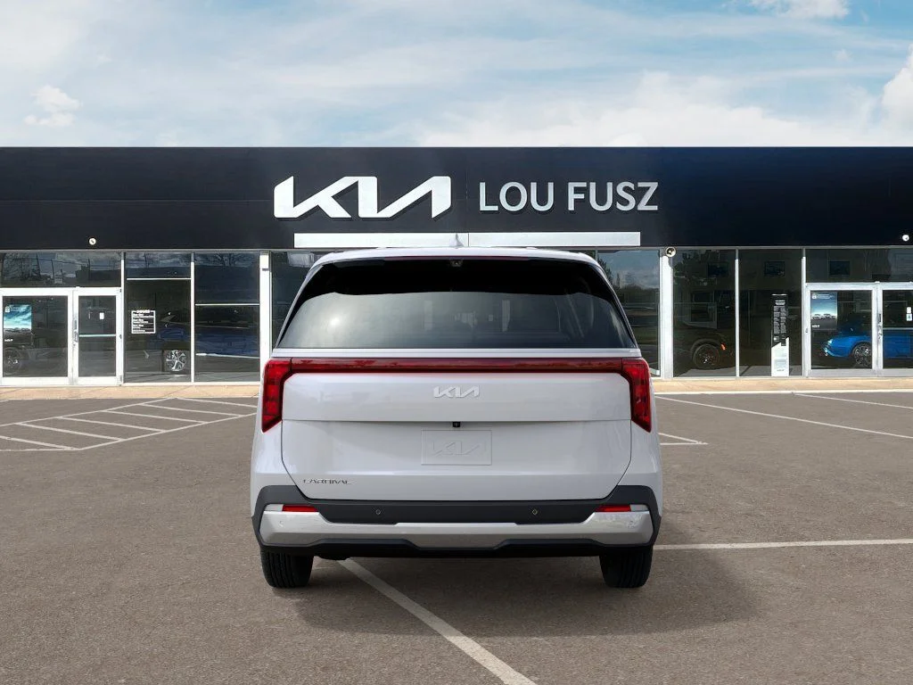New 2027 Snow White Pearl Kia LXS image 5
