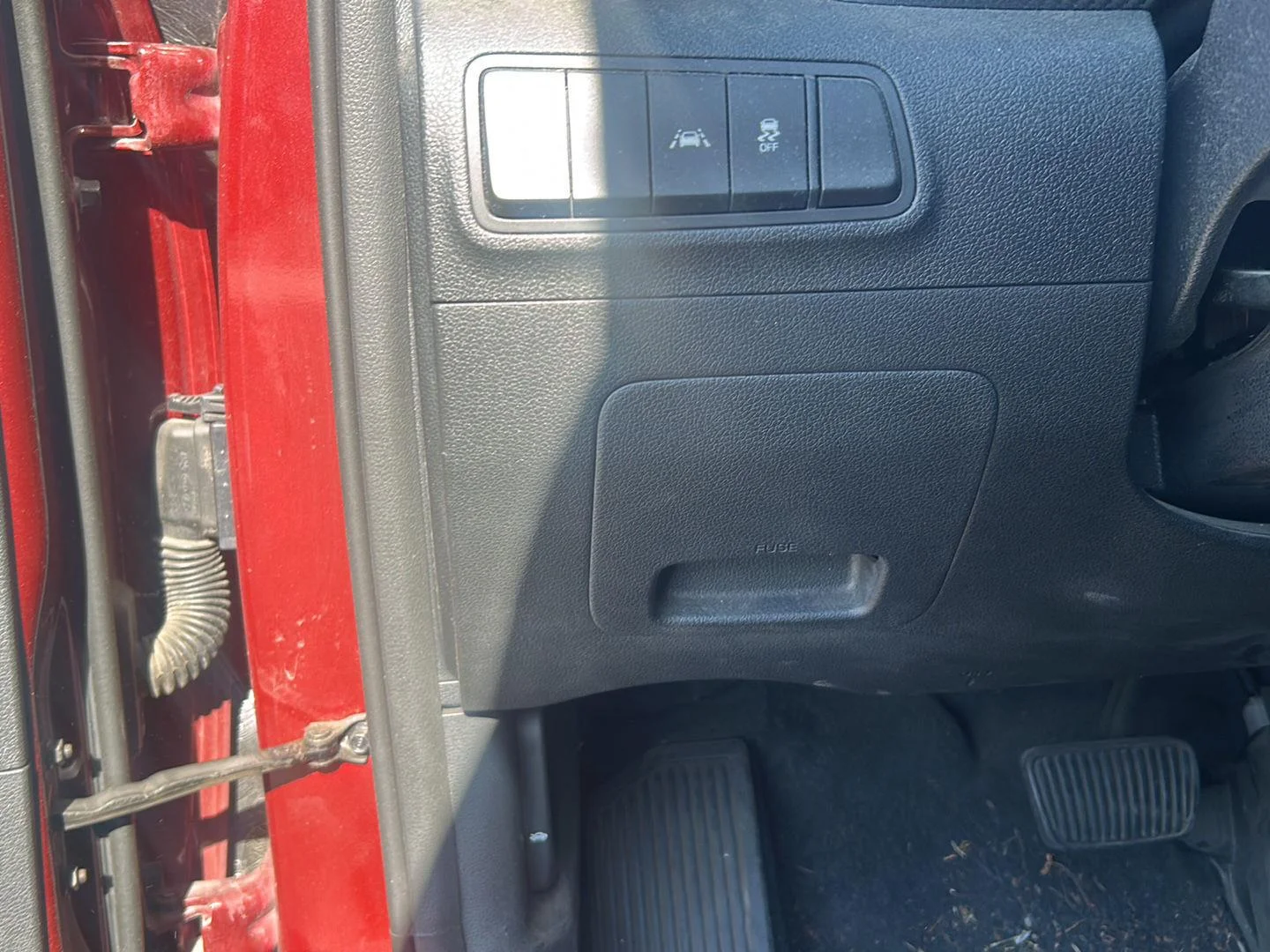 Used 2019 Gemstone Red Hyundai SE image 14