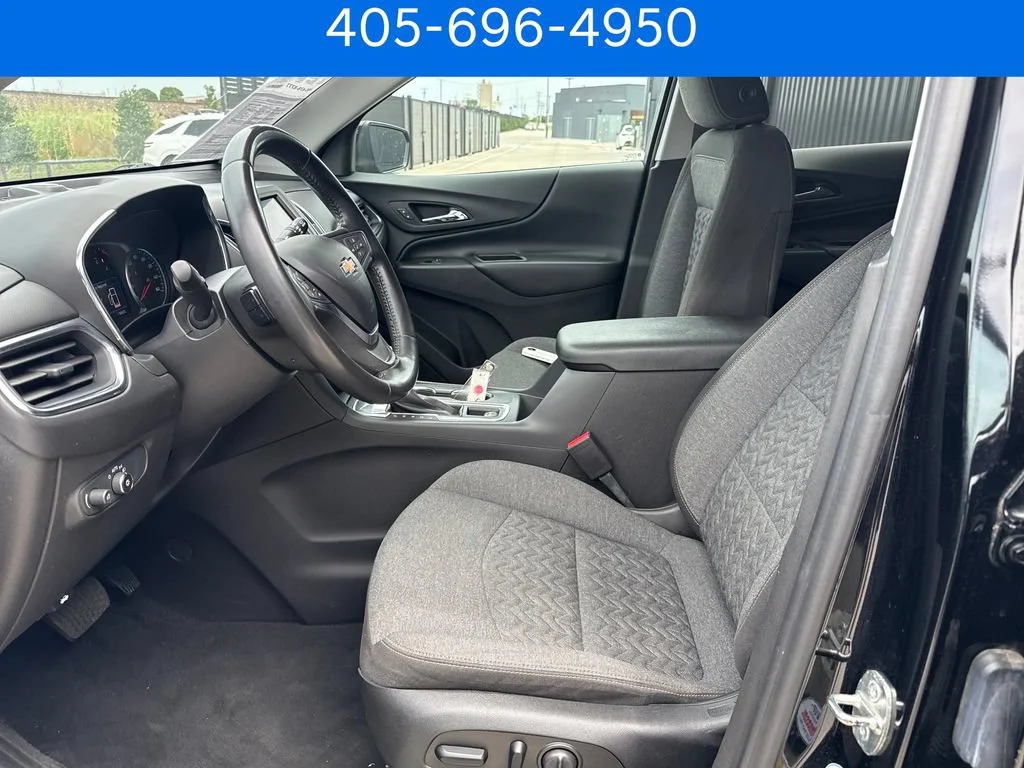 Pre-Owned 2022 Chevrolet Equinox LT