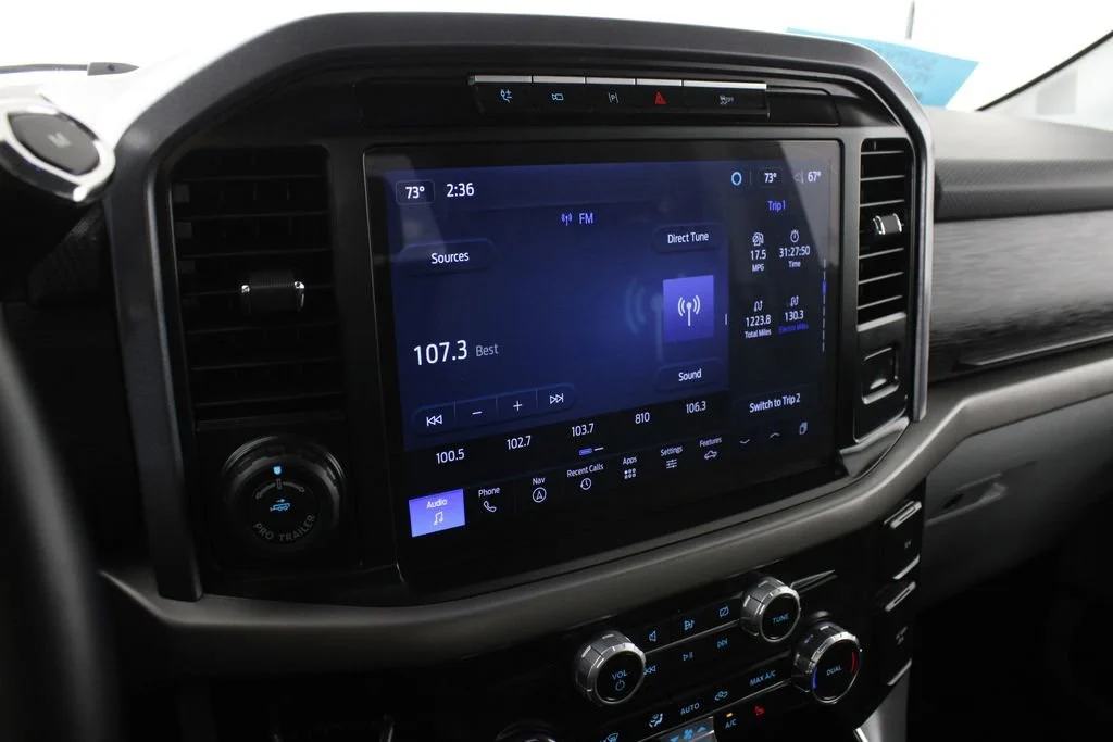 Used 2024 Blue Ford XLT image 27