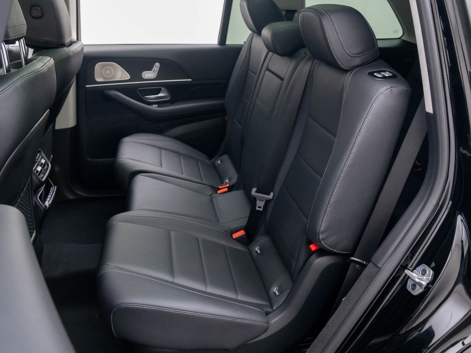 New 2026 Black Mercedes-Benz GLS 450 image 21