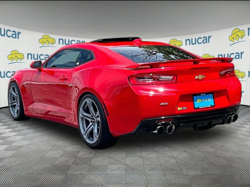 Used 2017 Red Chevrolet SS image 4