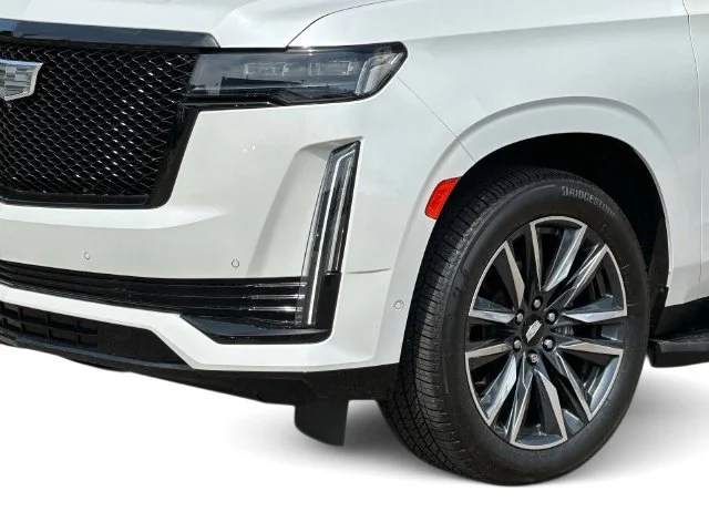 Used 2021 White Cadillac Sport Platinum image 9