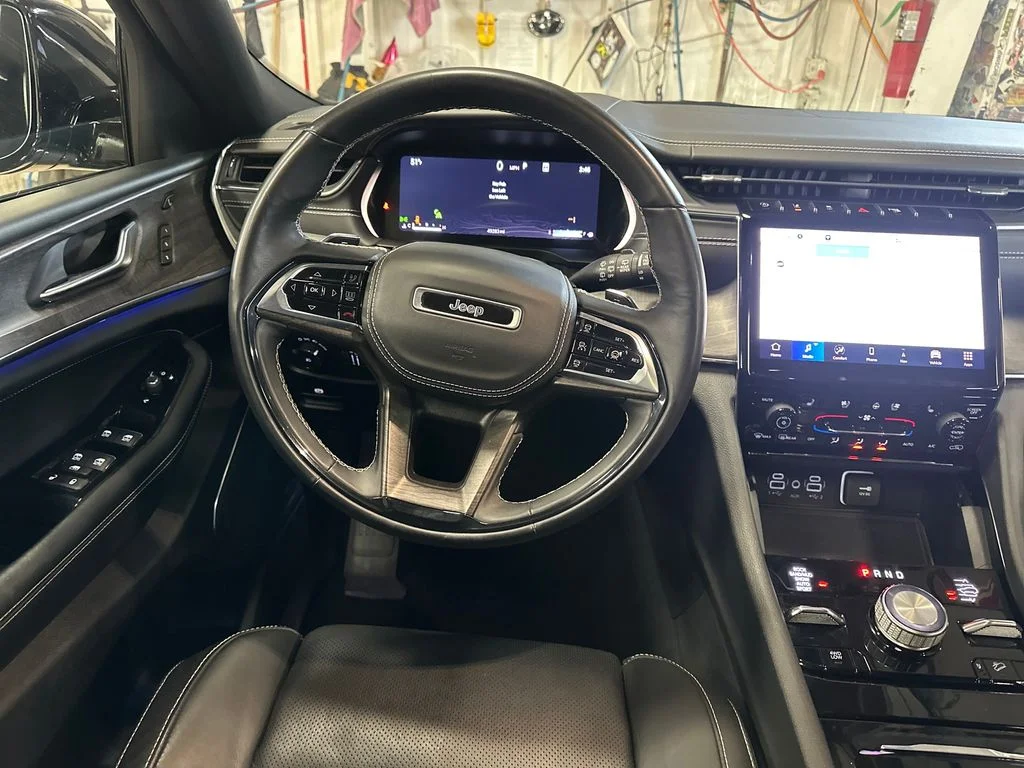 Certified Used 2023 Gray Jeep Overland image 17
