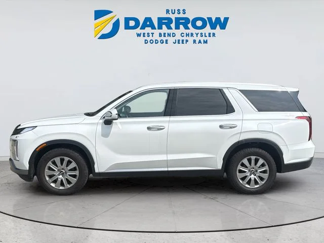 Used 2023 White Hyundai SEL image 2
