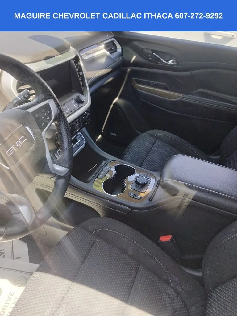 Used 2022 Black GMC SLE image 7