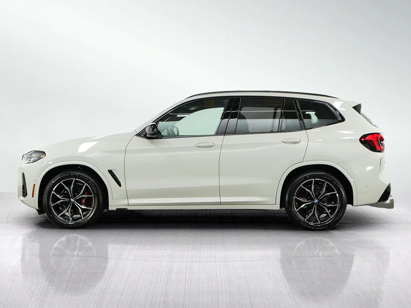Used 2024 BMW X3 40i with VIN 5UX83DP05R9U60561 for sale in Burnsville, Minnesota
