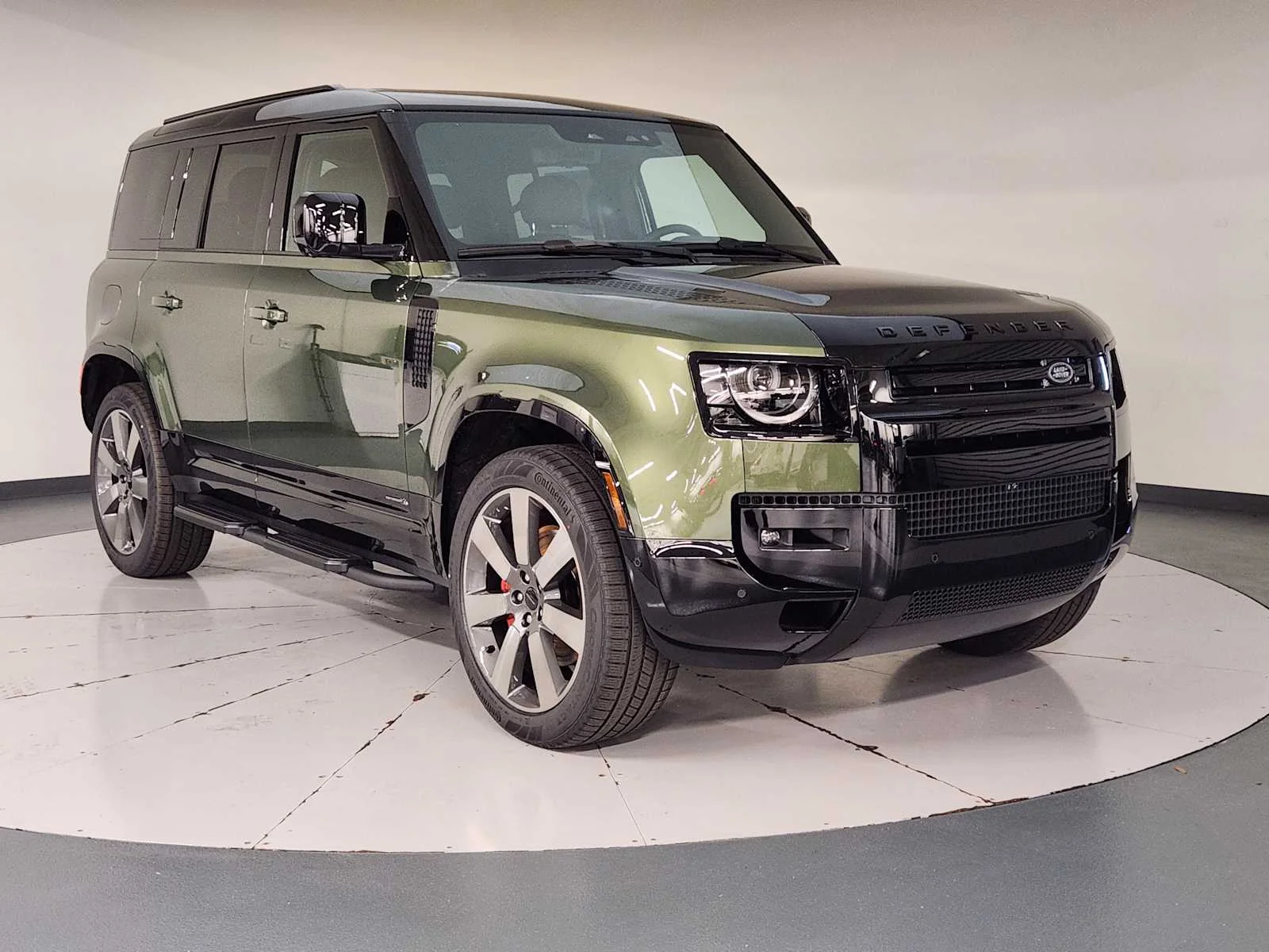 New 2026 Woolstone Green Metallic Land Rover X image 10