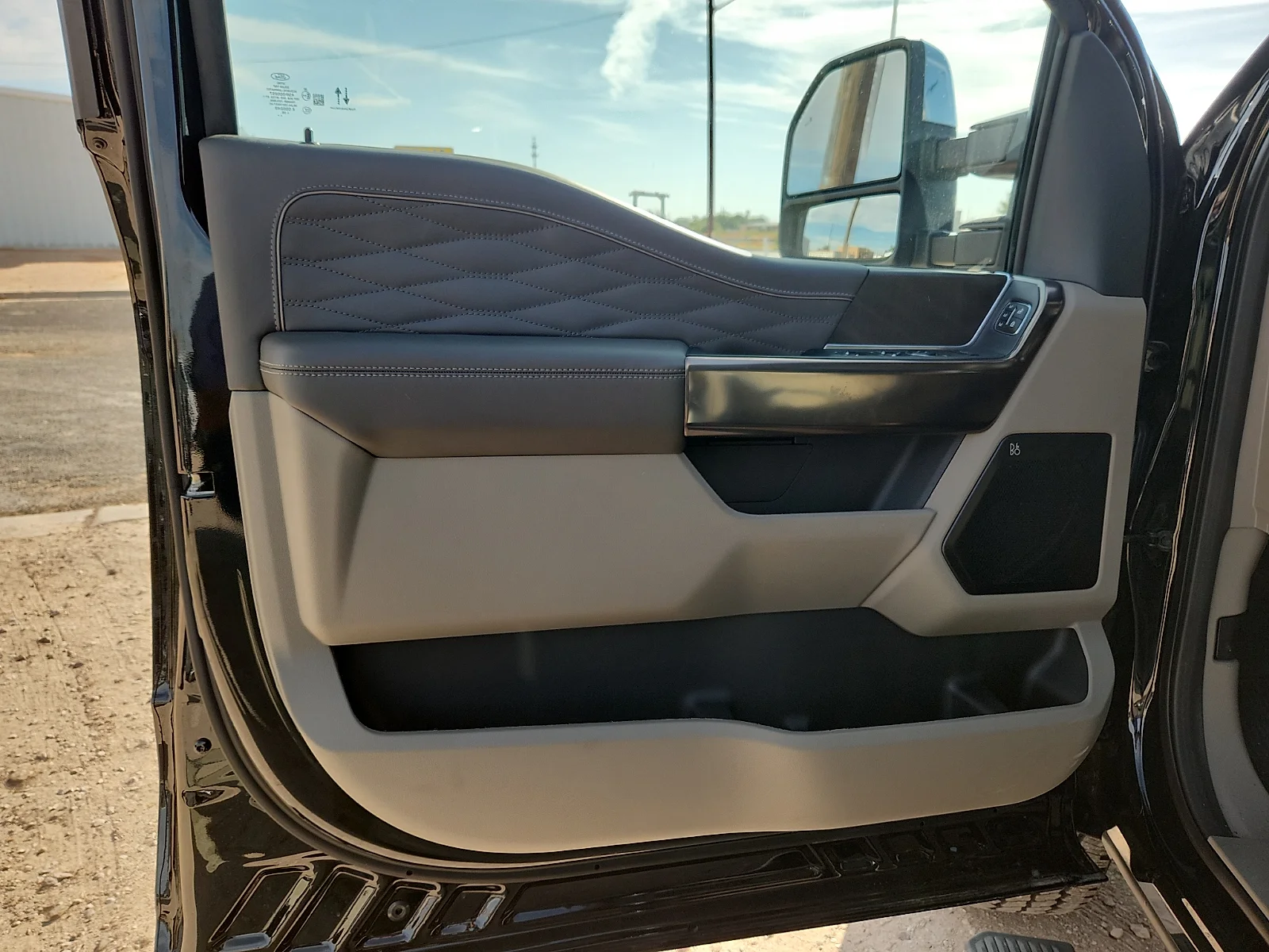 New 2026 Agate Black Metallic Ford Platinum image 14