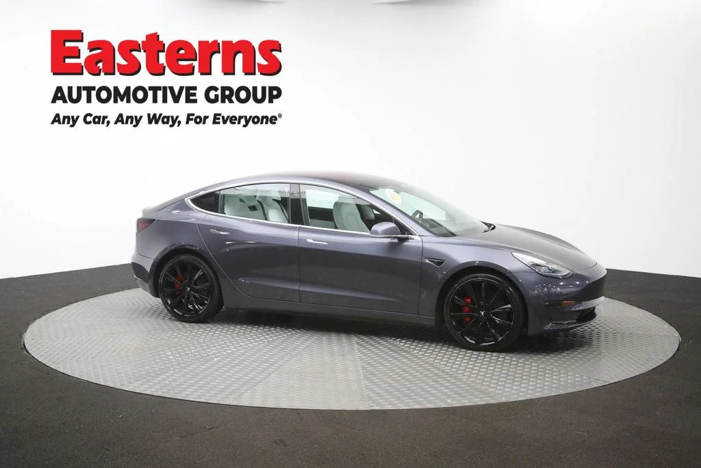 Used 2018 Gray Tesla Long Range image 42