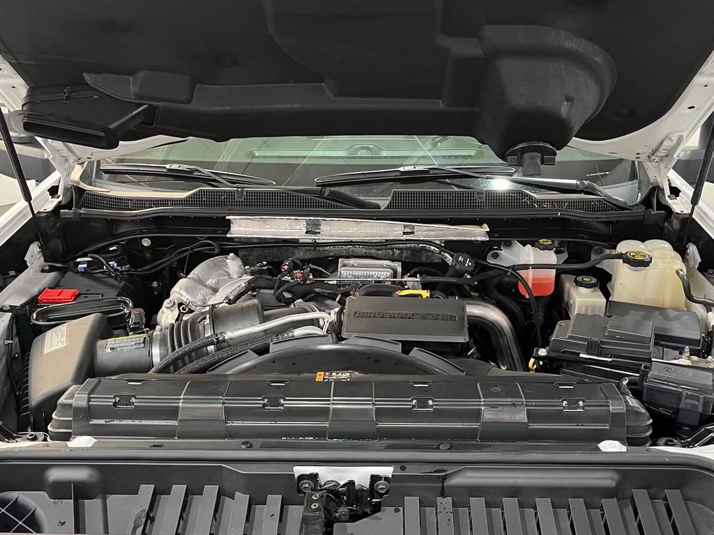 Used 2020 White Chevrolet LTZ image 6