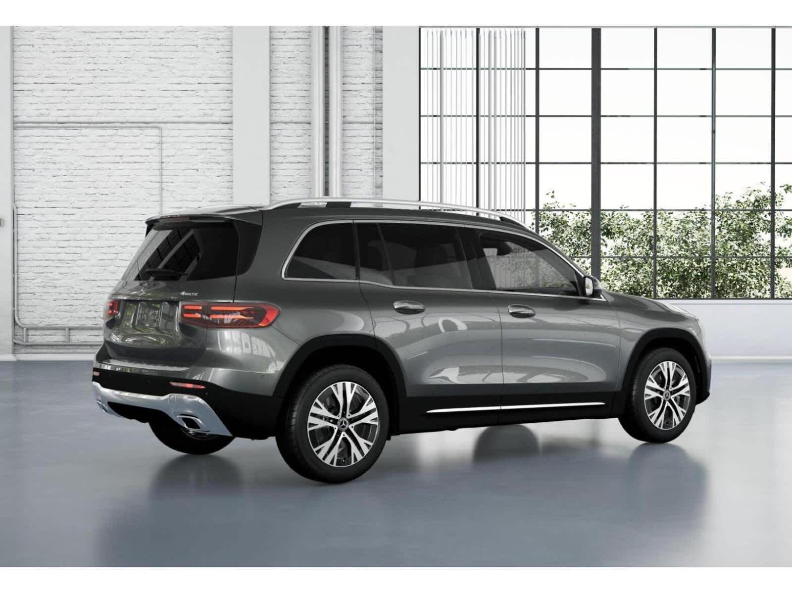 Used 2026 Mountain Grey Metallic Mercedes-Benz GLB 250 image 19