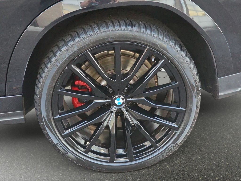 Used 2023 Black BMW M50i image 36
