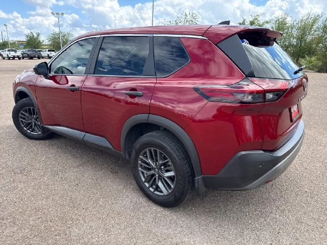 Used 2023 Red Nissan S image 5