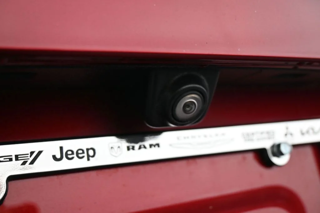 Used 2022 Cherry Red Tintcoat Chevrolet RST image 43