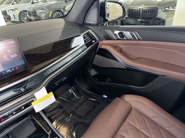 New 2026 Black Sapphire Metallic BMW xDrive50e image 21