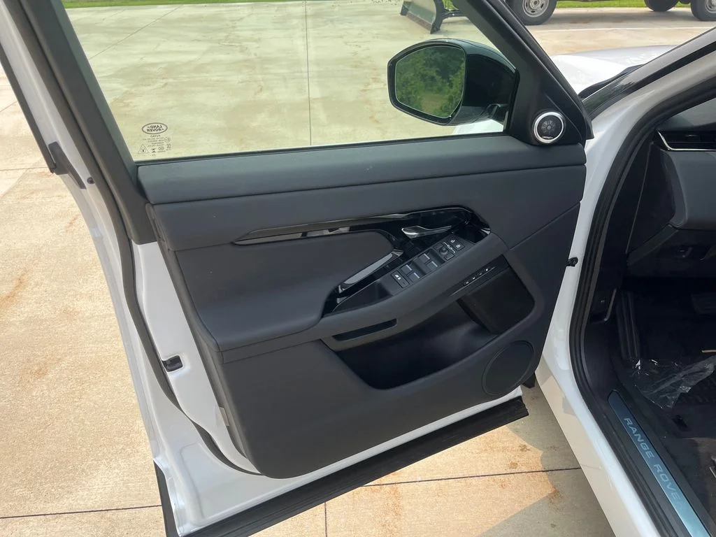 New 2026 Ostuni Pearl White Land Rover S image 10