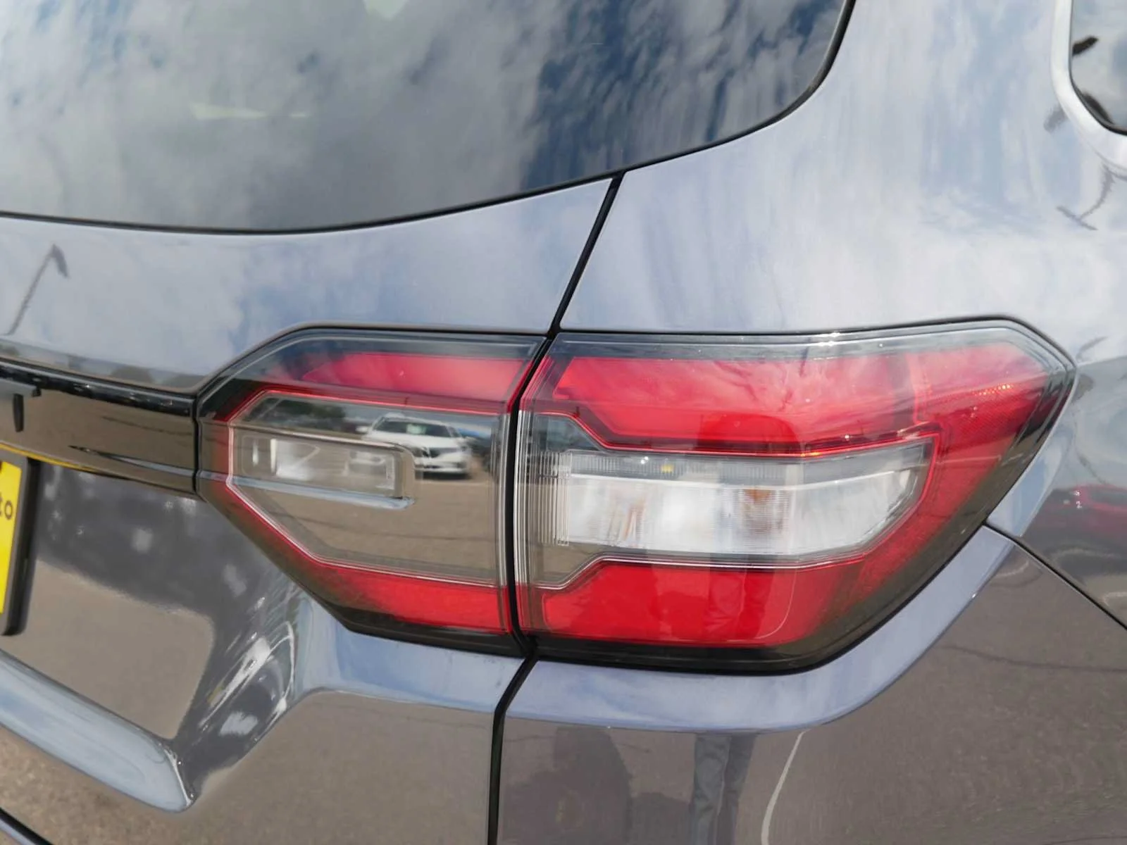 Certified Used 2025 Modern Steel Metallic Honda EX-L image 53