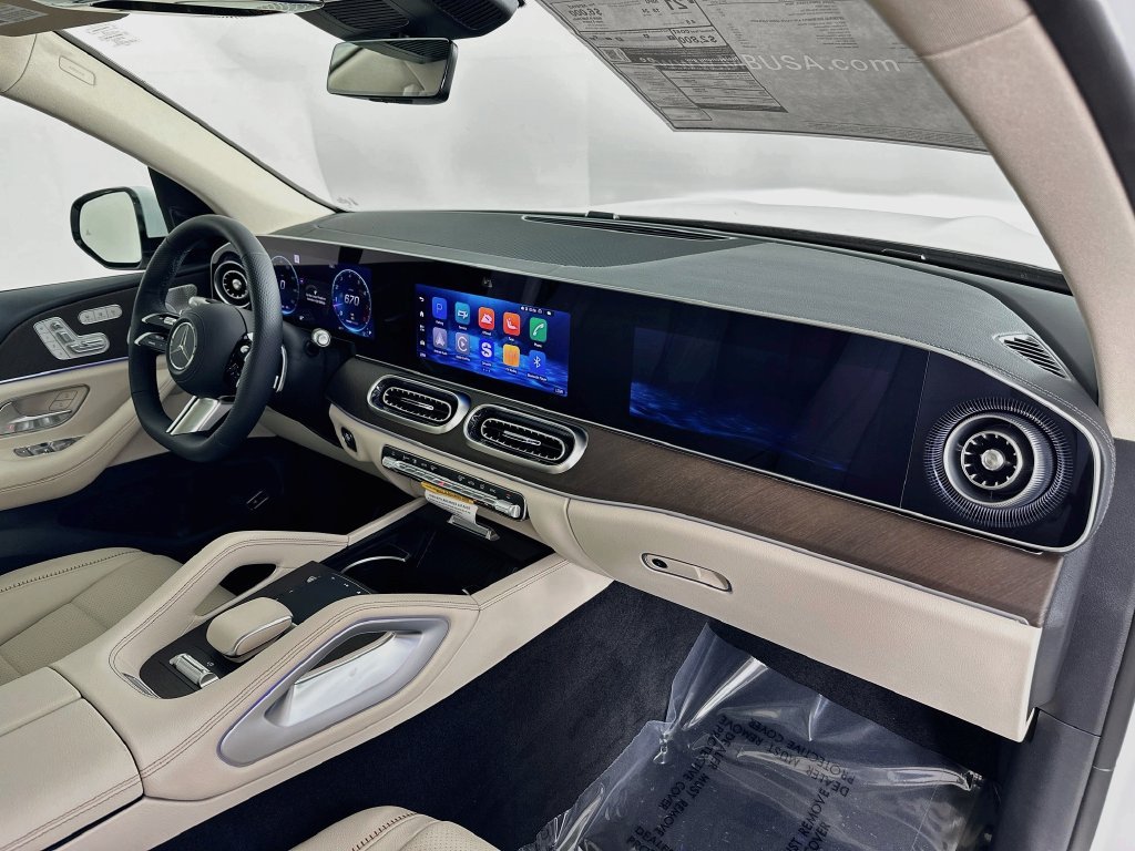 New 2027 Polar White Mercedes-Benz GLS 450 image 31